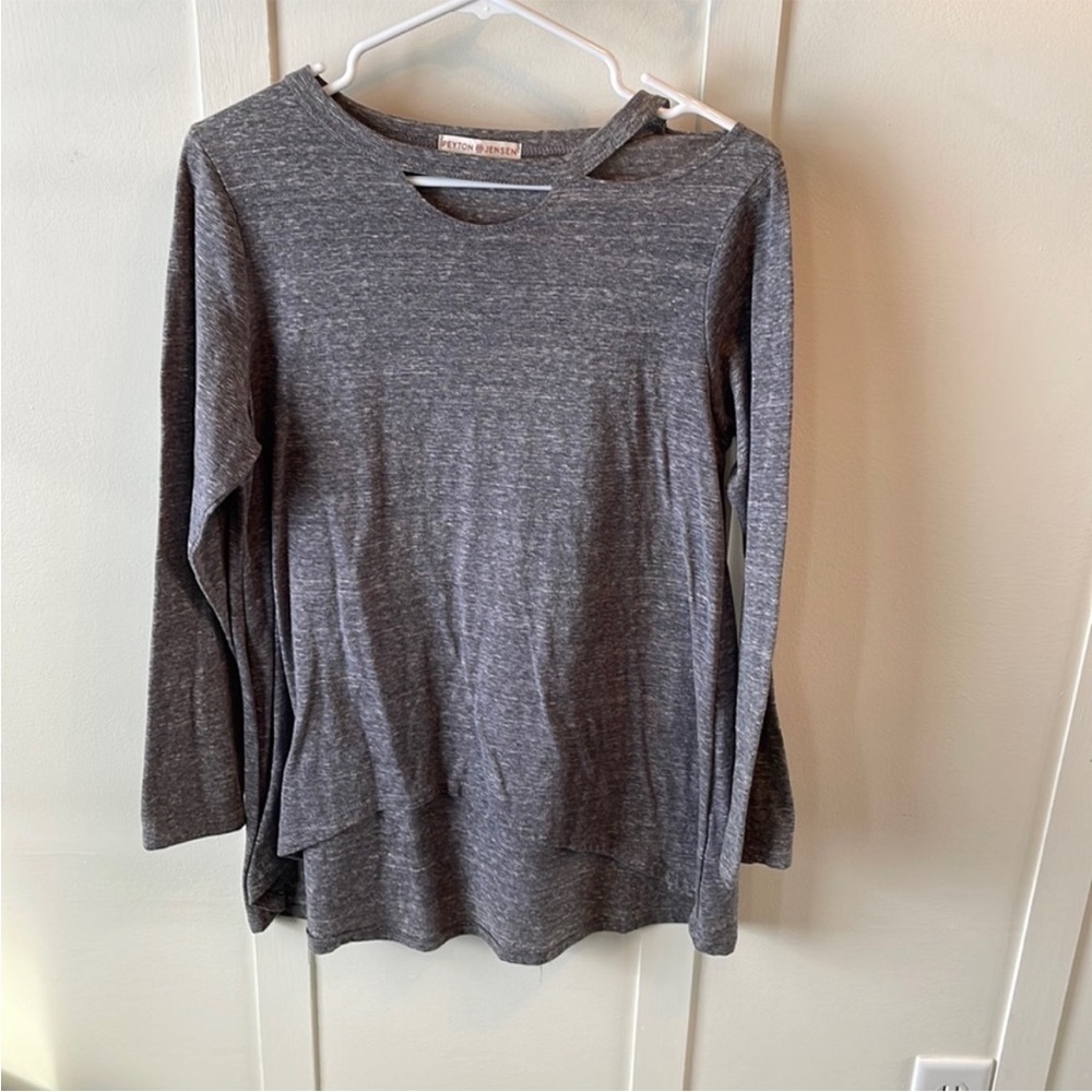 ⛱️Evereve - Grey Peyton Jensen Cutout Long Sleeve Top - XL